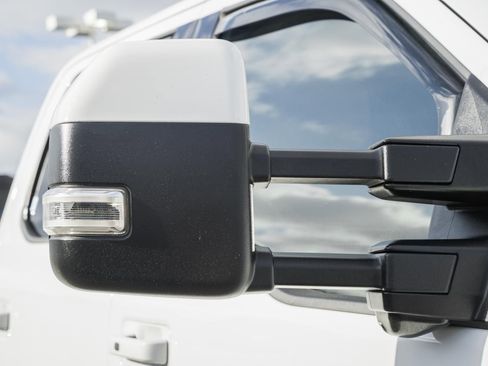 Used 2022 Ford F350 Lariat w/ Lariat Ultimate Package image 17