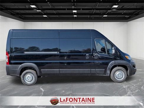 New 2026 RAM ProMaster 2500 w/ Convenience Group image 11