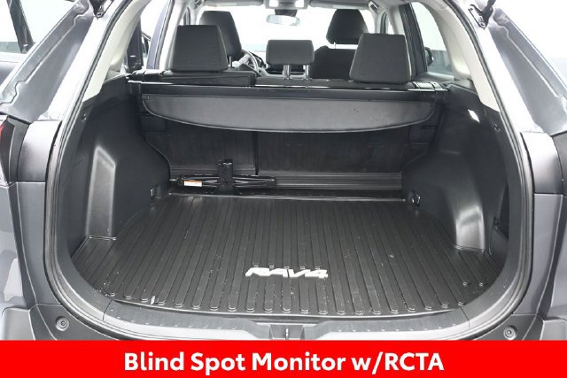 Certified 2025 Toyota RAV4 LE AWD/4WD image 18