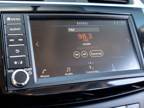 Used 2019 Nissan Sentra SV w/ Special Edition Package FWD image 29