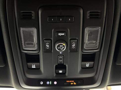 Used 2024 GMC Yukon XL Denali Ultimate image 29