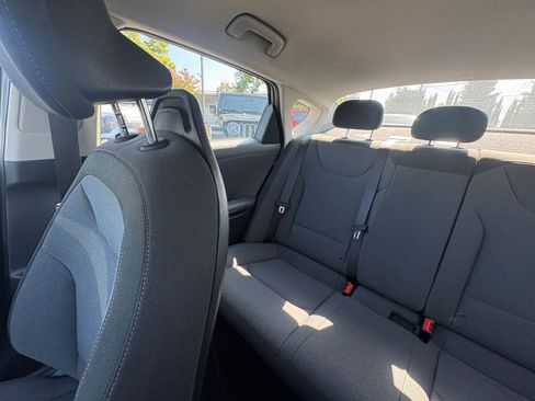 Used 2025 Kia K4 LXS FWD image 39