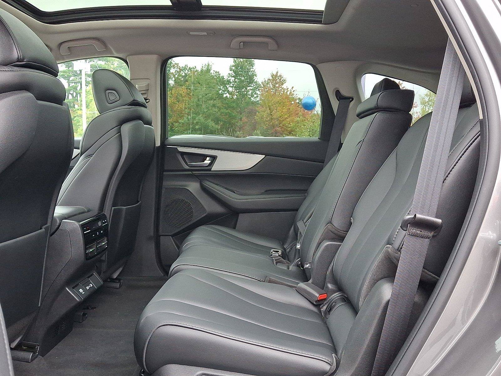 Used 2023 Acura MDX SH-AWD image 10