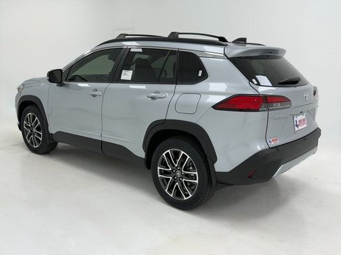 New 2026 Toyota Corolla Cross XLE w/ Convenience Package image 37