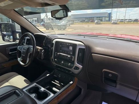 Used 2015 GMC Sierra 1500 SLE w/ SLE Value Package image 10