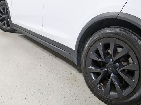 Used 2023 Tesla Model X AWD/4WD image 13