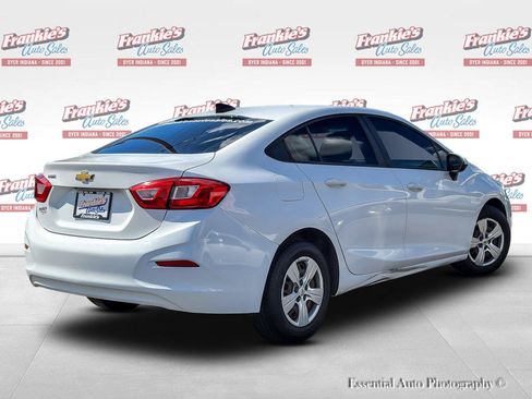 Used 2018 Chevrolet Cruze LS FWD image 6