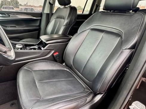 Used 2021 Jeep Grand Cherokee L Limited AWD/4WD image 11