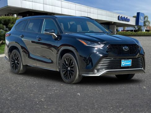 Used 2025 Toyota Highlander XSE AWD/4WD image 10