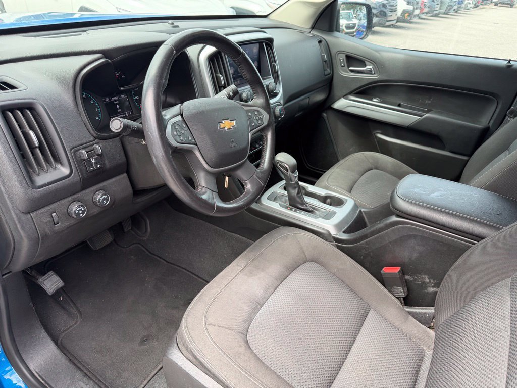 Used 2022 Chevrolet Colorado LT w/ Safety Package AWD/4WD image 22