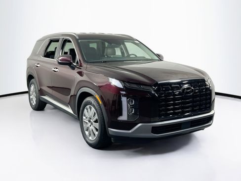 Used 2023 Hyundai Palisade SEL image 3