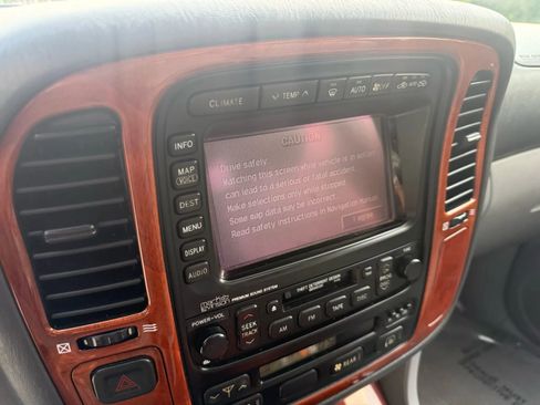 Used 2002 Lexus LX 470 LX 470 Sport Utility 4D image 27