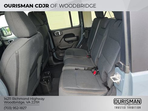 Used 2024 Jeep Wrangler Unlimited Sport AWD/4WD image 6