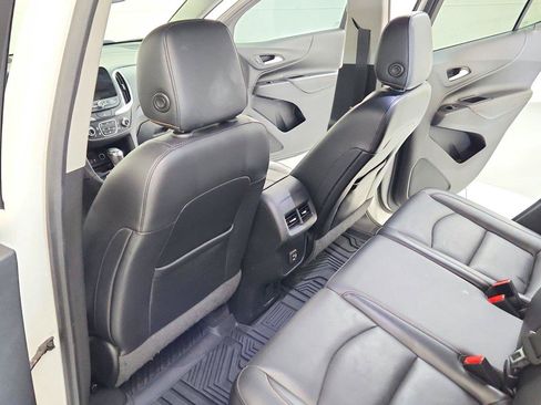 Used 2019 Chevrolet Equinox Premier AWD/4WD image 16