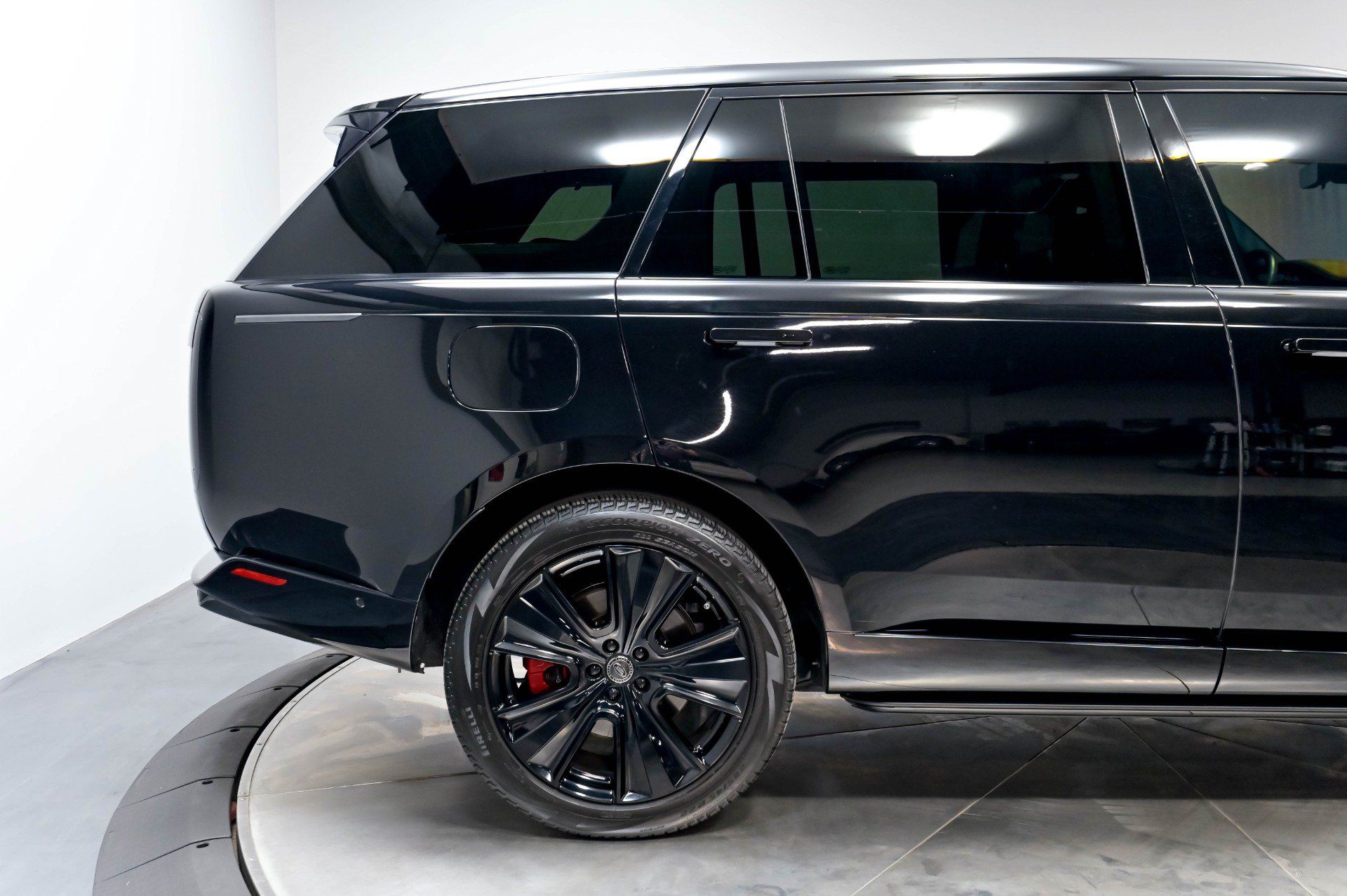 Used 2023 Land Rover Range Rover LWB SV Autobiography AWD/4WD image 21