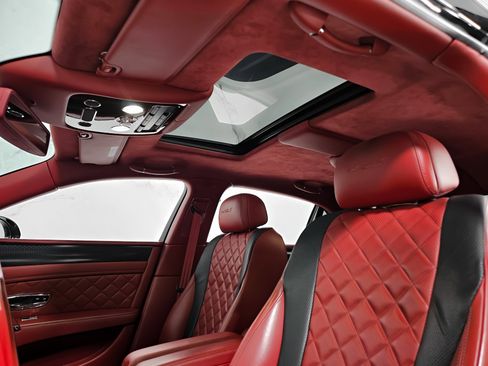 Used 2018 Bentley Flying Spur S W12 image 25