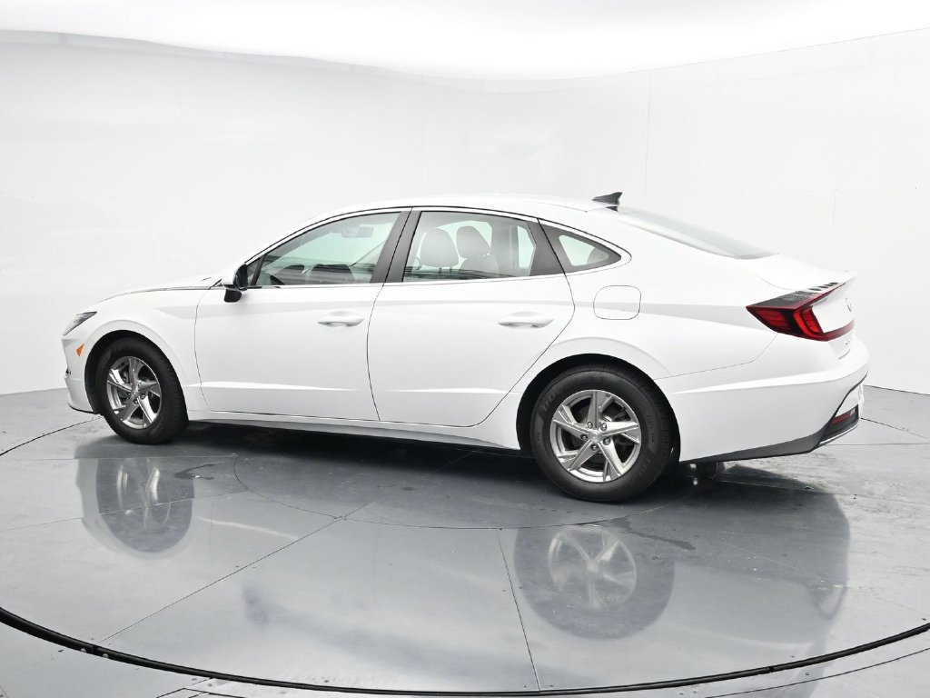 Used 2022 Hyundai Sonata SE w/ Cargo Package FWD image 5