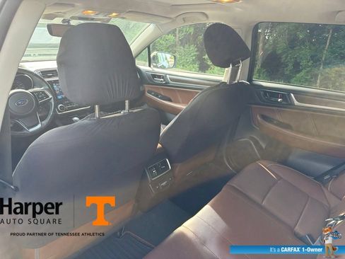 Used 2018 Subaru Outback 3.6R Touring w/ Protection Package #1 AWD/4WD image 11