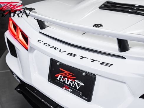 Used 2025 Chevrolet Corvette Stingray Preferred Conv w/ Z51 Performance Package RWD image 19