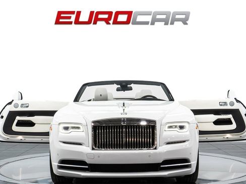 Used 2018 Rolls-Royce Dawn image 11