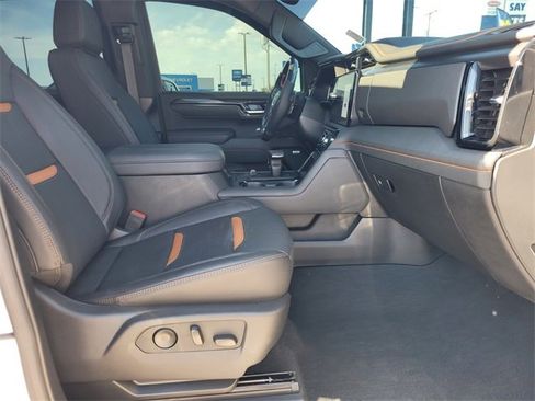 Certified 2025 GMC Sierra 1500 AT4 w/ AT4 Premium Package image 18