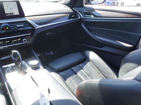 Used 2018 BMW 530i RWD image 23