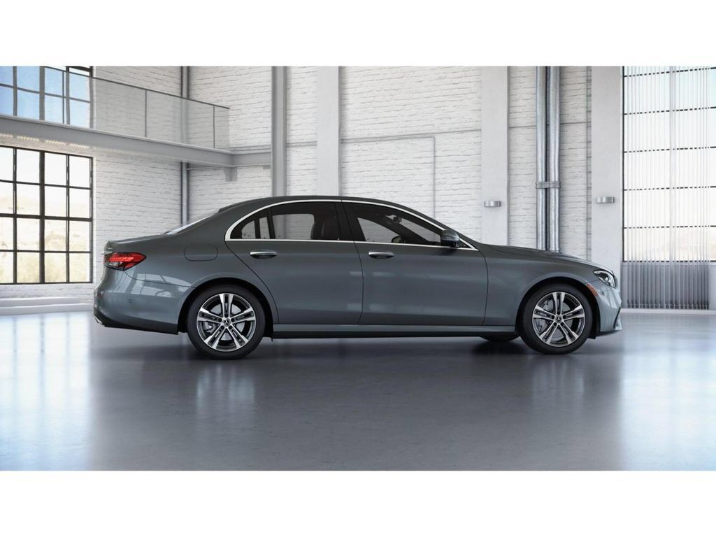Used 2023 Mercedes-Benz E 350 4MATIC Sedan image 18