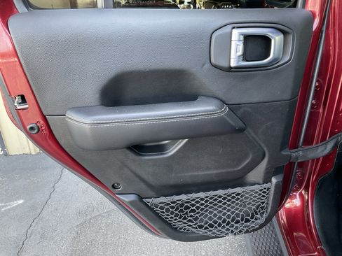 Used 2021 Jeep Wrangler Unlimited Sahara w/ Uconnect 4C Nav & Sound Group image 33