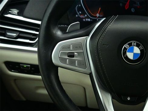Used 2022 BMW X7 xDrive40i w/ Executive Package image 4