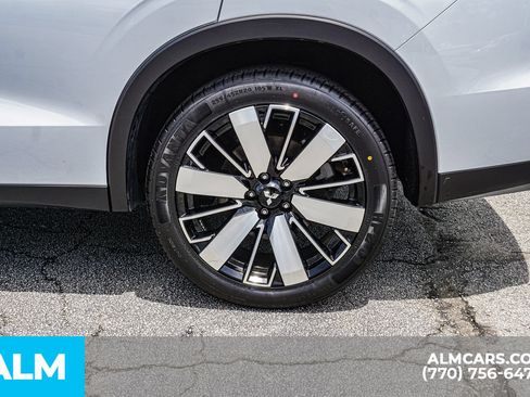 Used 2025 Mitsubishi Outlander SE FWD image 16