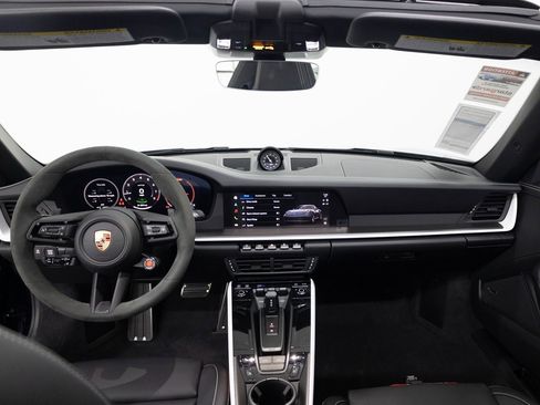Certified 2026 Porsche 911 Targa 4 GTS image 15