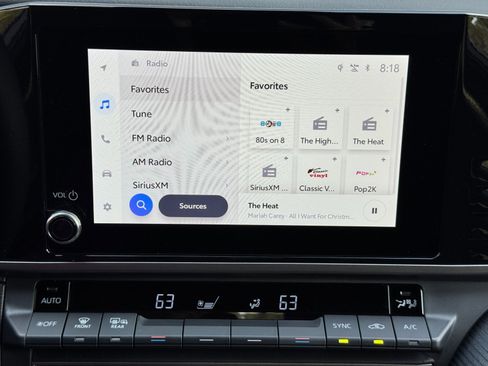 Used 2025 Toyota Camry SE w/ Convenience Package image 23