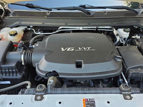 Used 2022 Chevrolet Colorado W/T w/ WT Convenience Package image 37