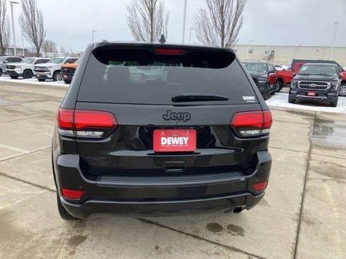 Certified 2022 Jeep Grand Cherokee Laredo X image 7