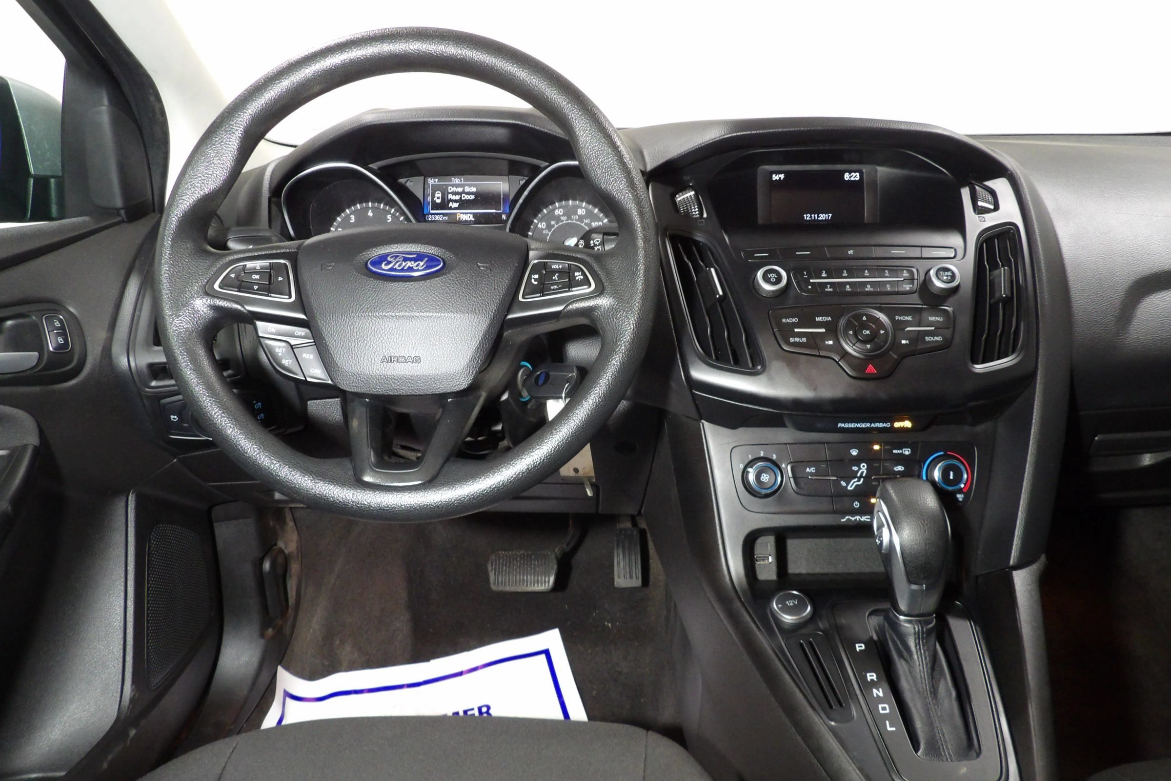 Used 2018 Ford Focus SE FWD image 10