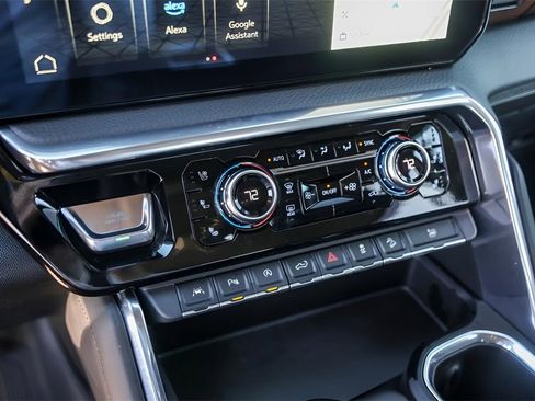 Used 2022 GMC Sierra 1500 Denali image 21