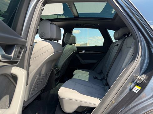 Used 2022 Audi SQ5 Premium Plus AWD/4WD image 22