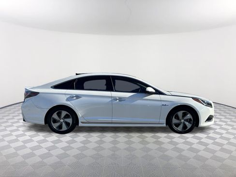 Used 2016 Hyundai Sonata Limited w/ Option Group 02 image 6