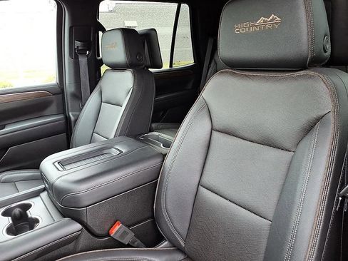 Used 2024 Chevrolet Tahoe High Country w/ Max Trailering Package AWD/4WD image 18