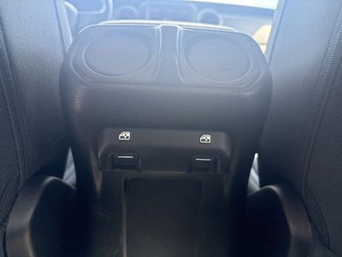 Used 2021 Jeep Wrangler Unlimited Sport image 27