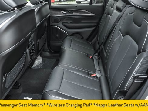 New 2025 Jeep Grand Cherokee Overland w/ Luxury Tech Group IV image 11