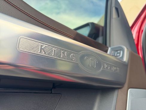 Used 2025 Ford F150 King Ranch w/ FX4 Off-Road Package image 23