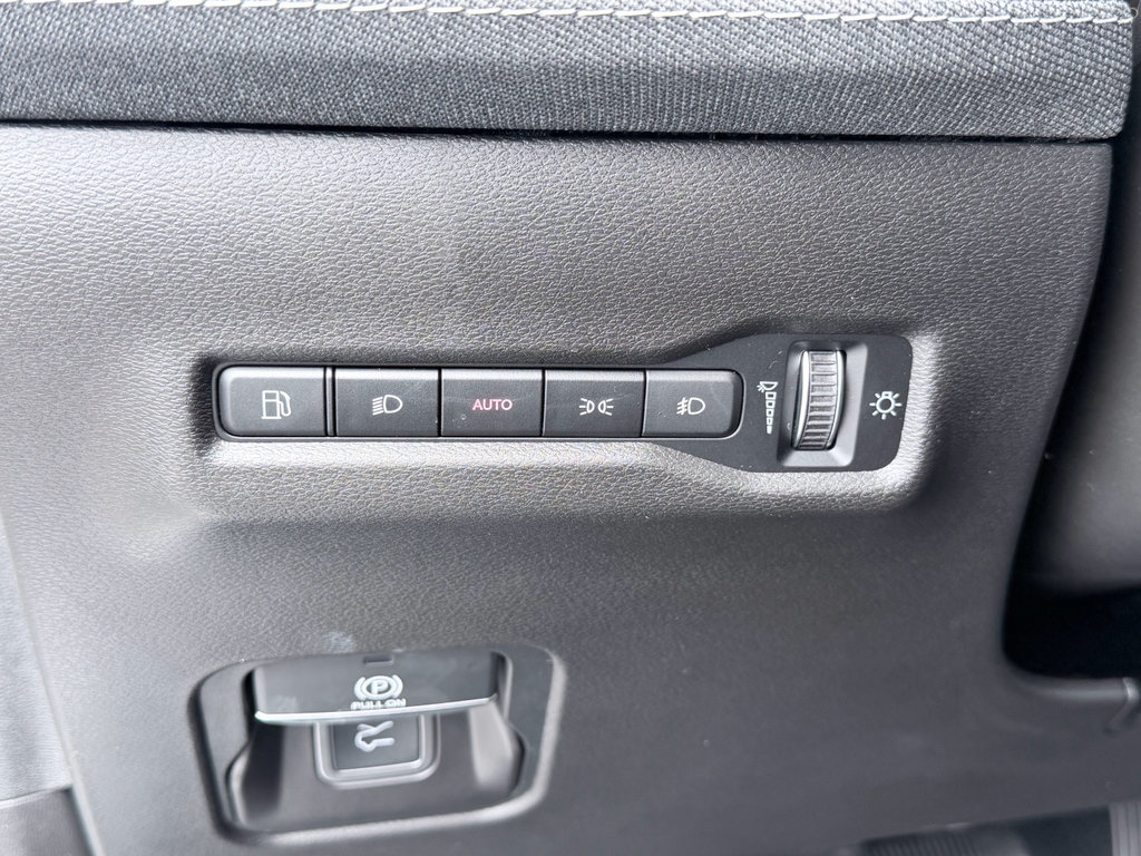 New 2026 Jeep Cherokee Laredo AWD/4WD image 11
