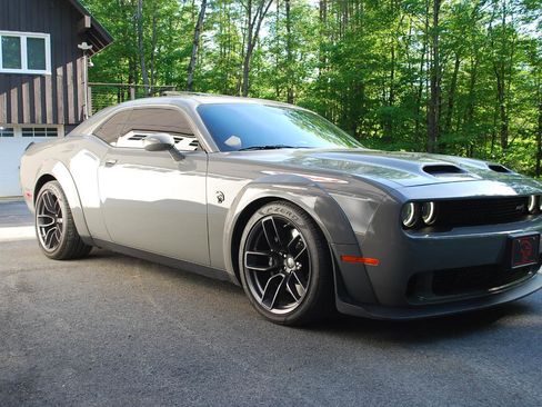 Used 2019 Dodge Challenger SRT Hellcat Redeye RWD image 26