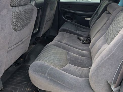 Used 2002 Chevrolet Avalanche 2500 image 7