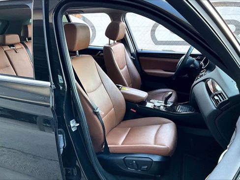 Used 2017 BMW X3 xDrive28i image 8