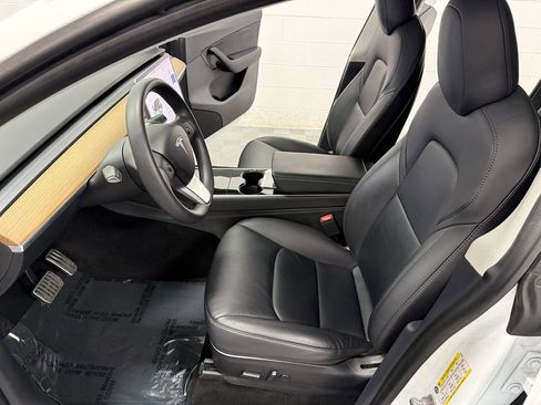 Used 2020 Tesla Model Y Long Range image 11