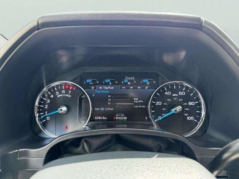 Used 2022 Ford F250 Platinum w/ FX4 Off-Road Package AWD/4WD image 25
