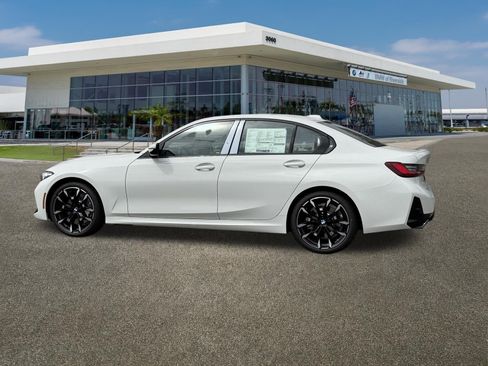 New 2026 BMW 330i Sedan w/ M Sport Package RWD image 7