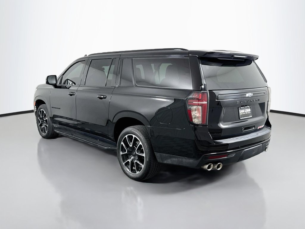 Used 2023 Chevrolet Suburban RST w/ Sport Performance Package AWD/4WD image 5